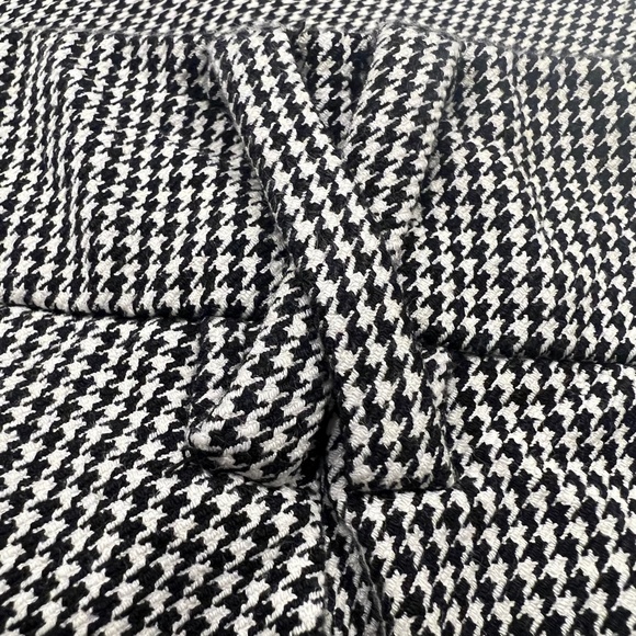 EUC. Houndstooth {Anthropologie} Essential Low Rise Slim Ankle Pants | 4 · Small - Picture 9 of 16